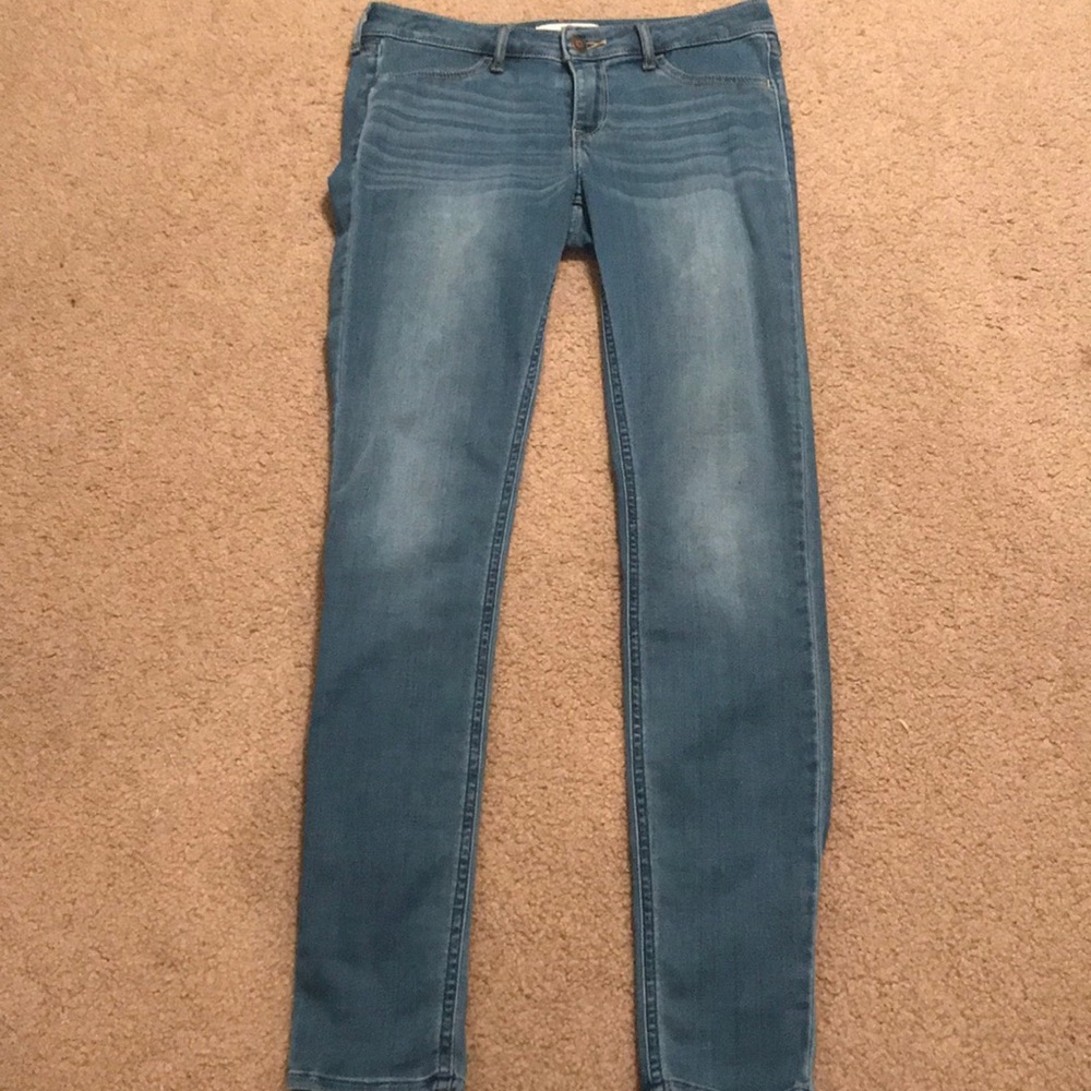 Hollister skinny jeans